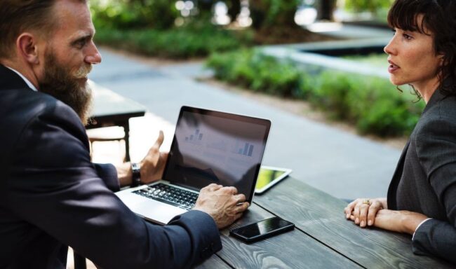 estrategias-de-marketing-b2b-que-las-empresas-deben-copiar-del-b2c