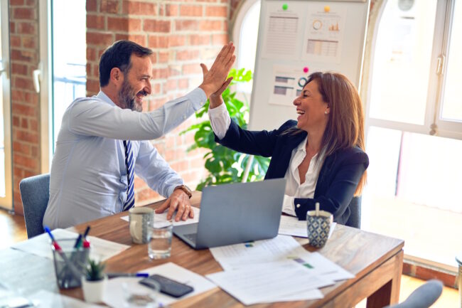 vender en amazon De: Raul Teléfono: 693062651 Asunto: Reserva SÁBADO 3 ABRIL Cuerpo del mensaje: hola! Sería posible mesa para 4 mañana? Gracias!